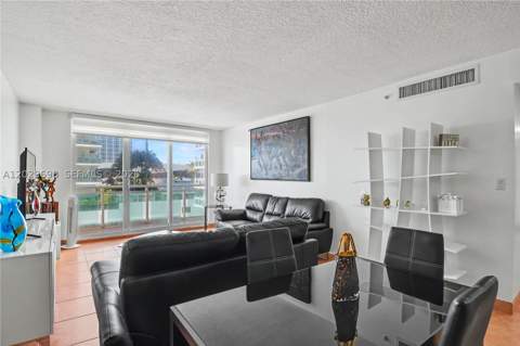 6917 Collins Ave 605, Miami Beach FL - photo 9 of 34