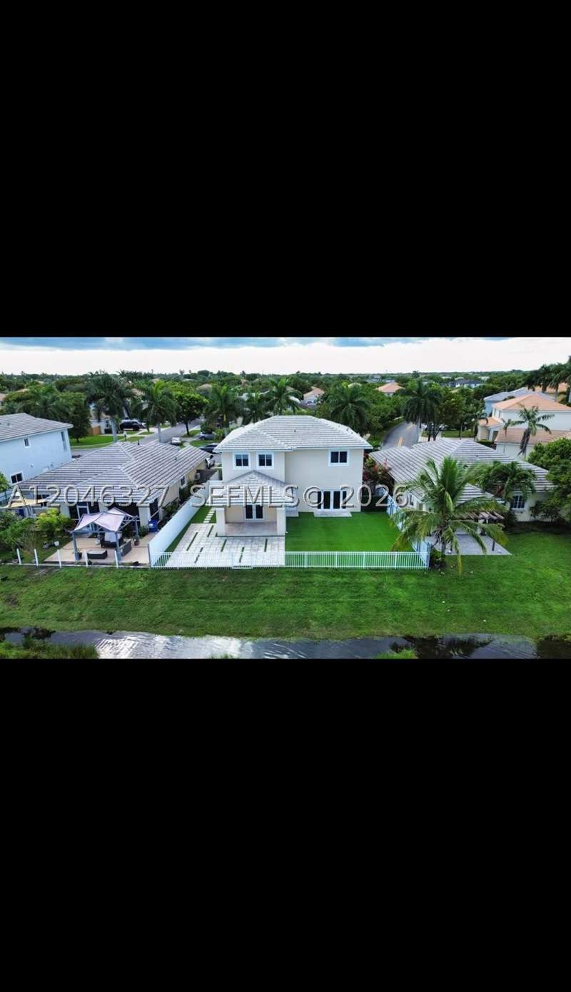 5 bedroom SingleFamilyResidence at 449 SE 31st Ave, Rauls Place At Oasis, Homestead — photo 4