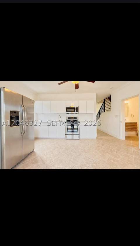 449 SE 31st Ave, Homestead FL - photo 8 of 48