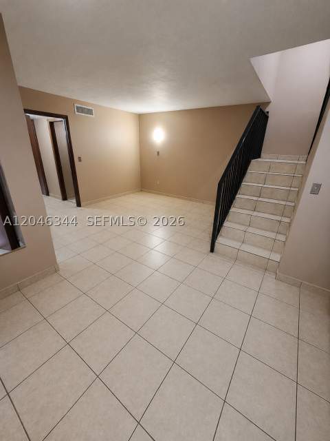 8188 NW 98th Lane 122, Hialeah Gardens FL - photo 10 of 25
