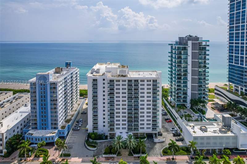 1 bedroom Condominium at 6917 Collins Ave 404, The Collins Condo, Miami Beach — photo 2