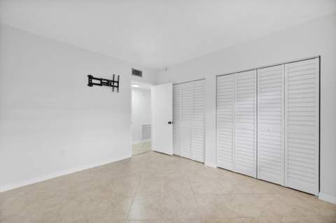 740 NE 199th Street 205g, Miami FL - photo 13 of 32