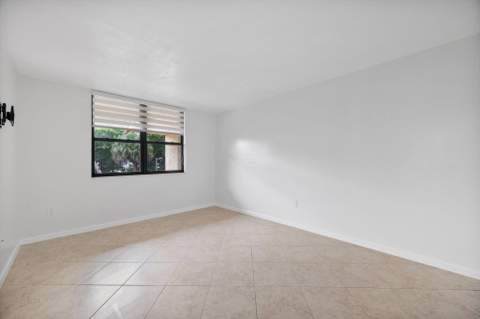 740 NE 199th Street 205g, Miami FL - photo 9 of 32