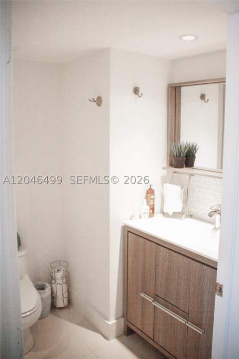6301 Collins Ave 807, Miami Beach FL - photo 16 of 42