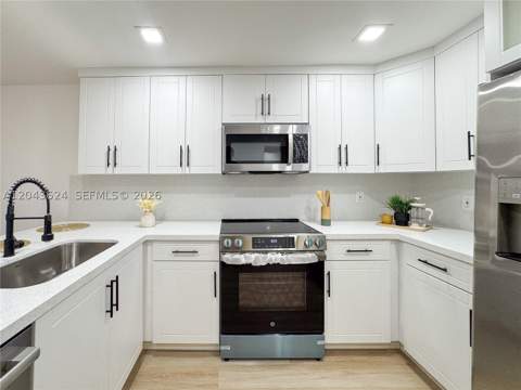 1369 NW 68th Ter, Miami FL - photo 10 of 23