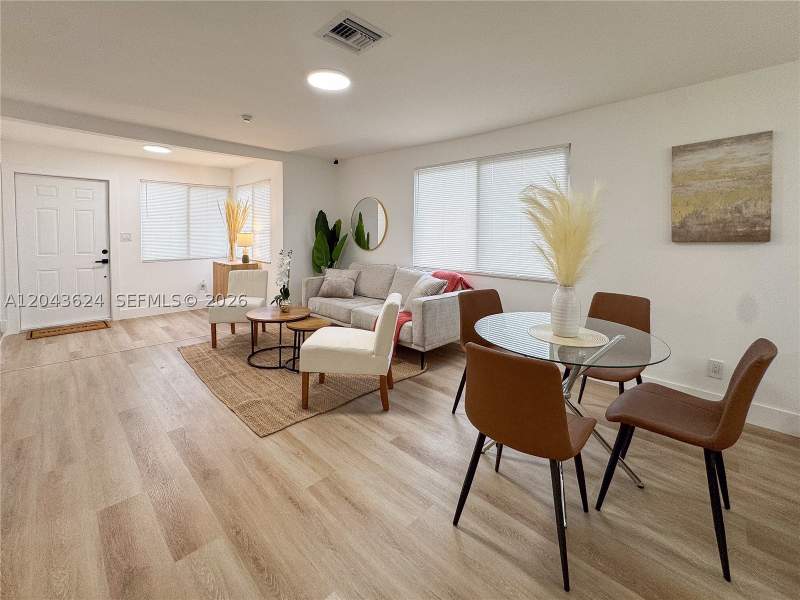 4 bedroom SingleFamilyResidence at 1369 NW 68th Ter, Liberty City Homesites, Miami — photo 5