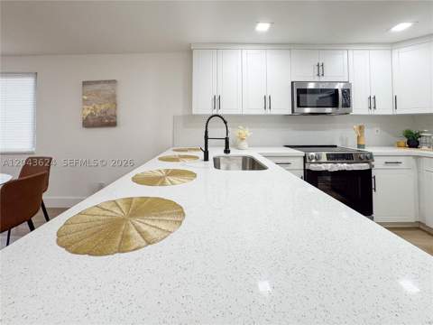 1369 NW 68th Ter, Miami FL - photo 9 of 23