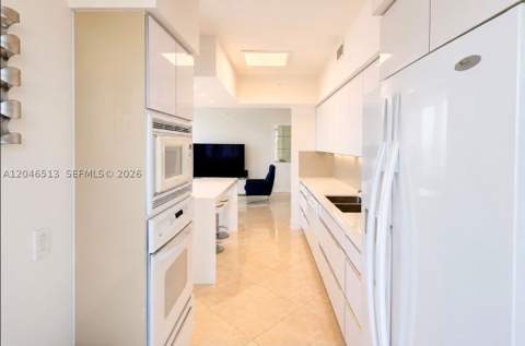 4775 Collins Ave 2407, Miami Beach FL - photo 17 of 18