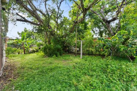 1847 NW 111th St, Miami FL - photo 20 of 20