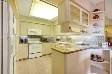 9801 Collins Ave 8S, Bal Harbour FL - photo 22 of 57