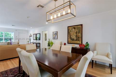 1556 Catalonia Ave, Coral Gables FL - photo 12 of 24