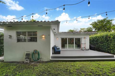 1556 Catalonia Ave, Coral Gables FL - photo 13 of 24