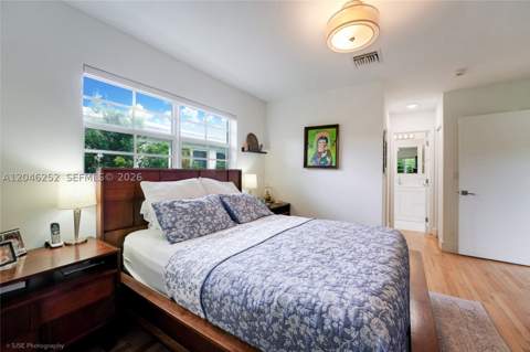 1556 Catalonia Ave, Coral Gables FL - photo 6 of 24