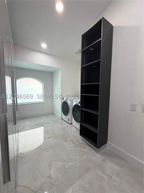 4499 NW 93rd Doral Ct, Doral FL - photo 13 of 29