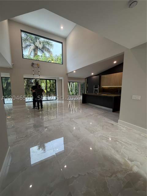 4499 NW 93rd Doral Ct, Doral FL - photo 7 of 29