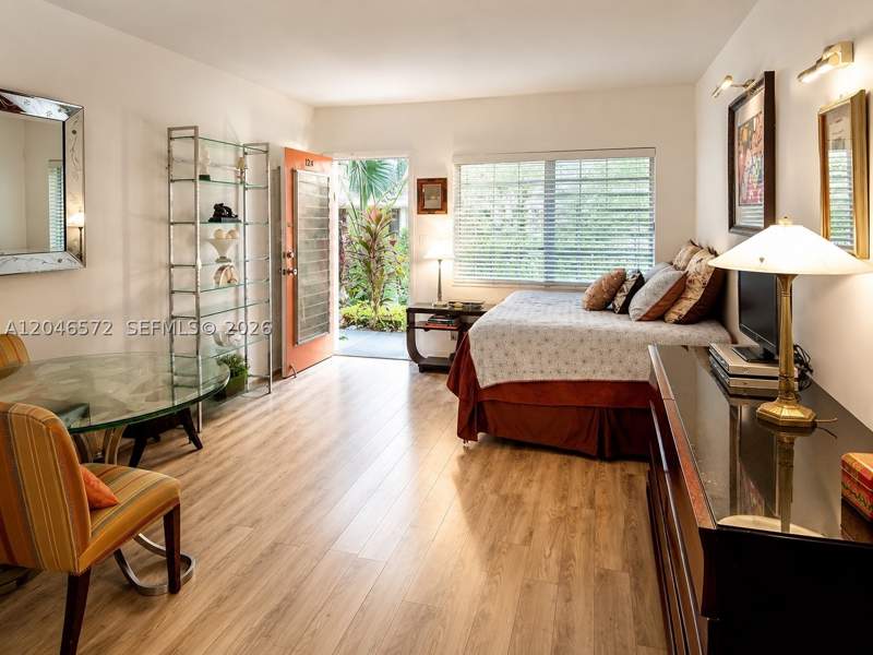 0 bedroom StockCooperative at 1050 Pennsylvania Ave 12-A, Penn Eleven Co-Op, Miami Beach — photo 3