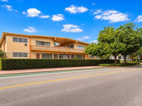 1050 Pennsylvania Ave 12-A, Miami Beach FL - photo 9 of 11