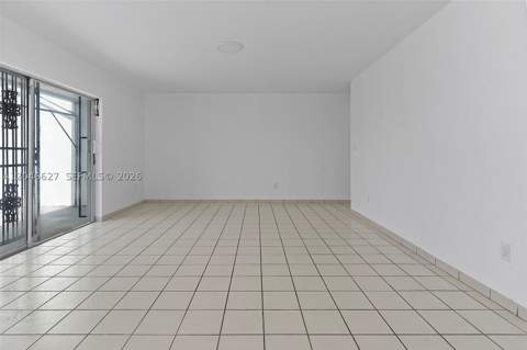 10112 SW 23rd St, Miami FL - photo 12 of 32