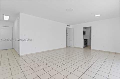 10112 SW 23rd St, Miami FL - photo 8 of 32