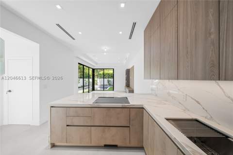 2710 S Le Jeune Rd, Coral Gables FL - photo 14 of 29