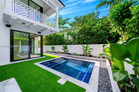 2710 S Le Jeune Rd, Coral Gables FL - photo 20 of 29