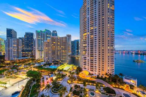 808 Brickell Key Dr 1808, Miami FL - photo 16 of 17