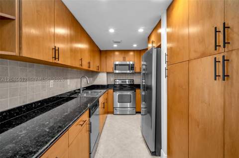 10350 W Bay Harbor Dr 8F, Bay Harbor Islands FL - photo 8 of 26