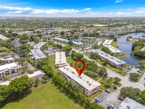 20327 NE 2nd Ave 26, Miami FL - photo 24 of 29