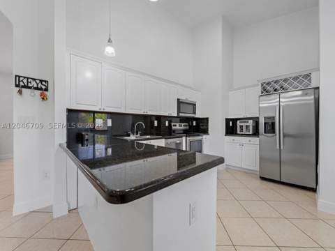 13205 SW 218th Ter, Miami FL - photo 21 of 54