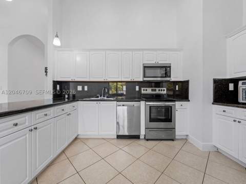 13205 SW 218th Ter, Miami FL - photo 22 of 54