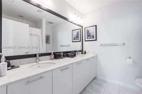 950 Brickell Bay Dr 5011, Miami FL - photo 16 of 23