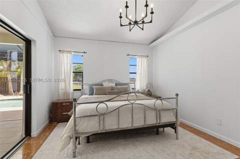 8165 NW 187th Ter, Hialeah FL - photo 15 of 32