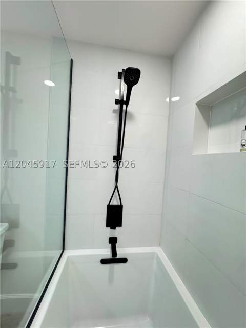 9172 Collins Ave 218, Surfside FL - photo 12 of 30