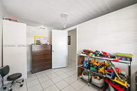 7817 W 36th Ave 101, Hialeah FL - photo 17 of 28