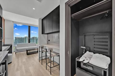 20 NE 11th St 3105, Miami FL - photo 6 of 42