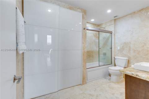 2301 Collins Ave Ph22, Miami Beach FL - photo 11 of 44
