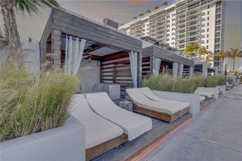 2301 Collins Ave Ph22, Miami Beach FL - photo 23 of 44