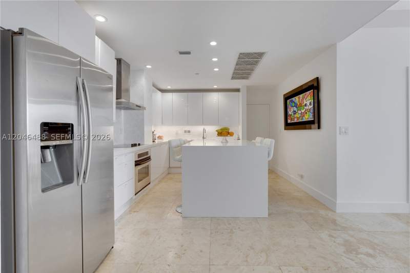 2 bedroom Condominium at 2301 Collins Ave Ph22, Roney Palace Condo, Miami Beach — photo 5