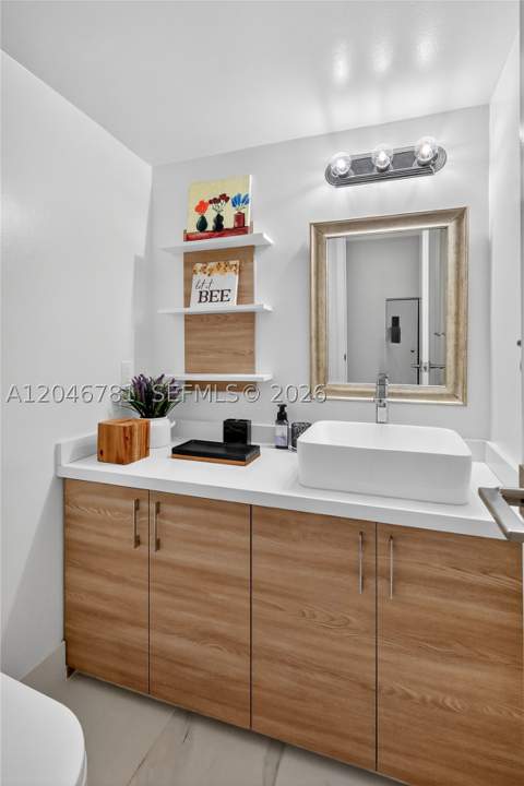 3401 N Country Club Dr 109, Aventura FL - photo 13 of 34