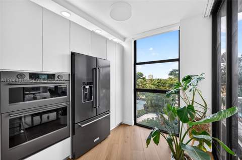 20281 E Country Club Dr 407, Aventura FL - photo 17 of 96