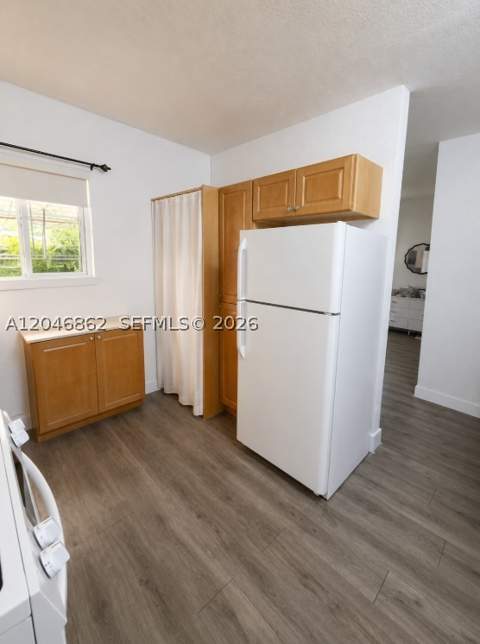 1021 NW 3rd St 106, Miami FL - photo 6 of 24