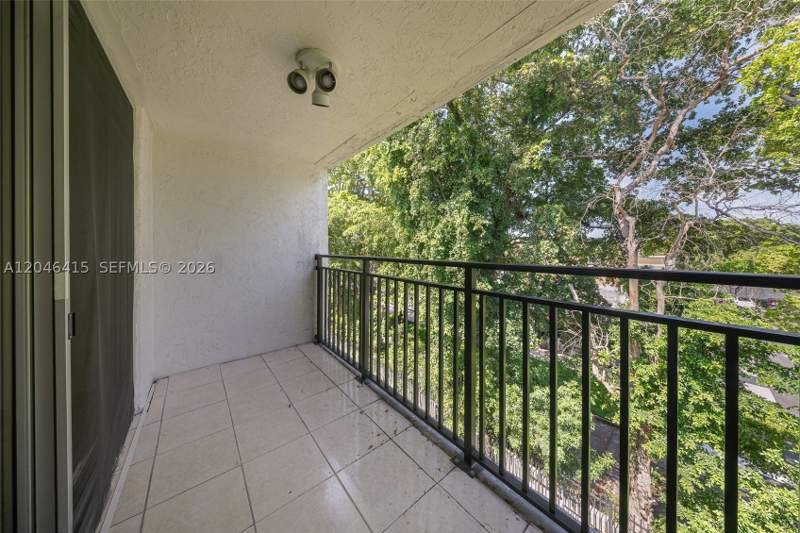 2 bedroom Condominium at 14155 SW 87th St 404-E, El Conquistador South Con, Miami — photo 5