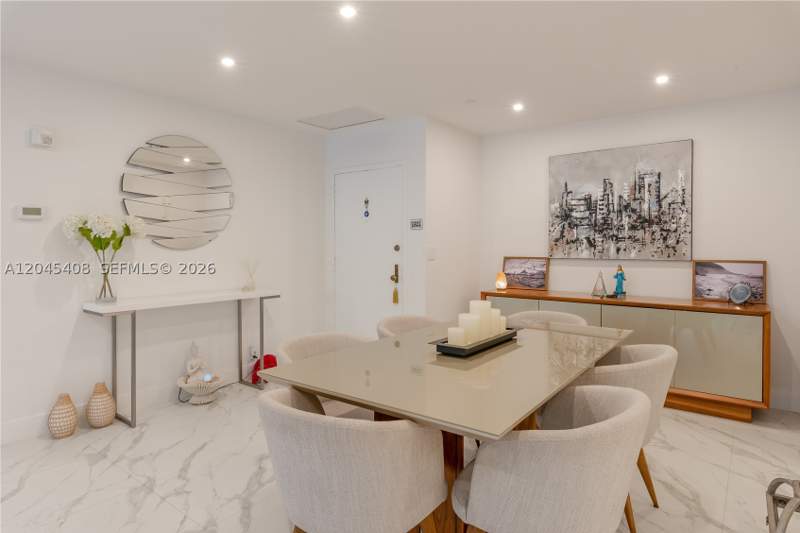 2 bedroom Condominium at 151 Crandon Blvd 122, The Emeraldbay @ Key Colo, Key Biscayne — photo 4