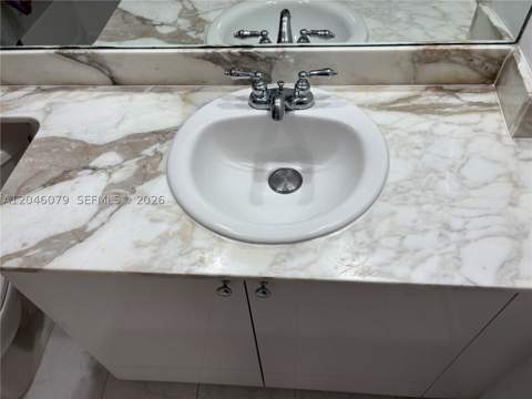 18800 NE 29 Ave 807, Aventura FL - photo 12 of 25