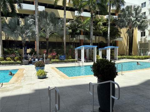 18800 NE 29 Ave 807, Aventura FL - photo 16 of 25