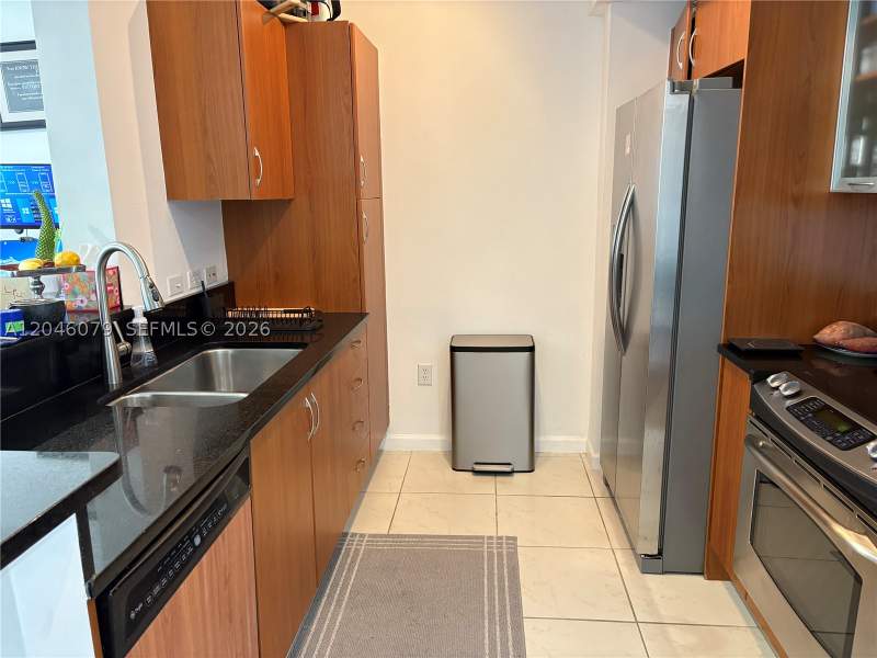 1 bedroom Condominium at 18800 NE 29 Ave 807, Venture At Aventura East, Aventura — photo 4