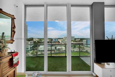 3470 E Coast Ave H0904, Miami FL - photo 18 of 43