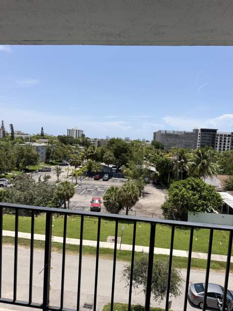 12500 NE 15th Avenue 516, North Miami FL - photo 12 of 26