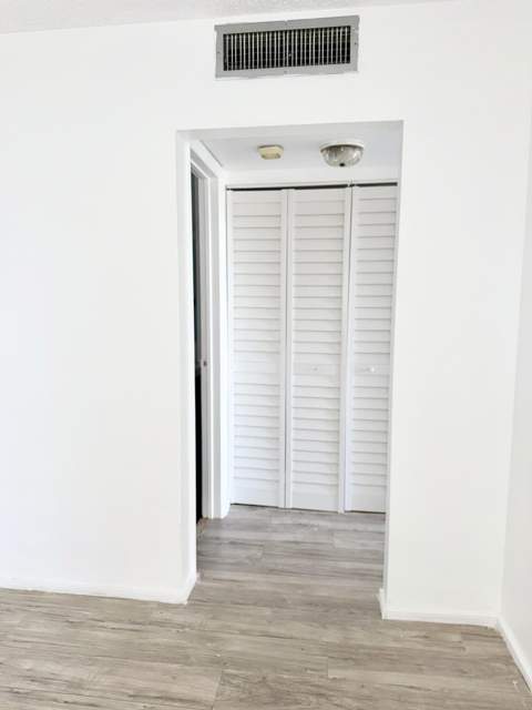 12500 NE 15th Avenue 516, North Miami FL - photo 15 of 26