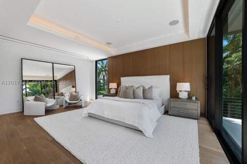 3045 N Bay Rd, Miami Beach FL - photo 23 of 47